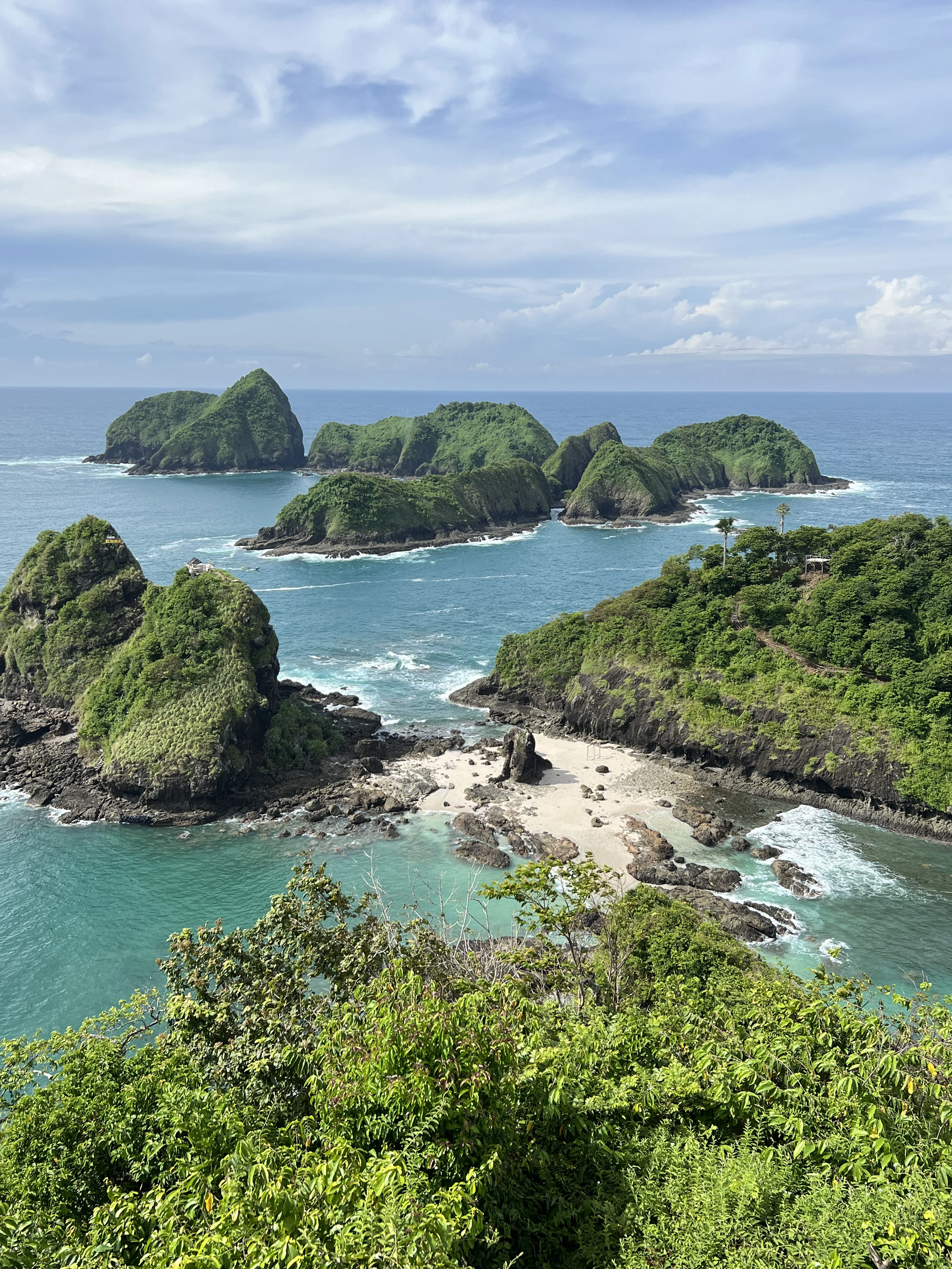 Spot Wisata Eksotis di Banyuwangi - Green Island
